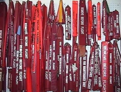 Warning streamers remove before flight